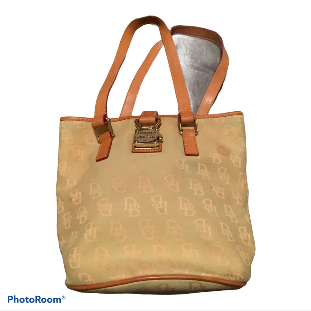 DOONEY AND BOURKE LIME GREEN BUCKET BAG AUTHENTIC